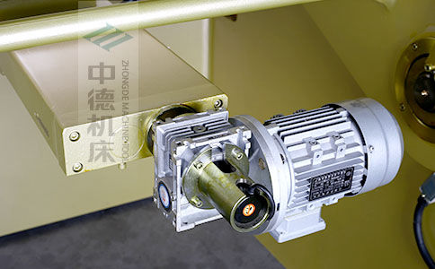 ZDS-640后檔料減速電機(jī)，質(zhì)量好，模擬運(yùn)算定位速度快.jpg